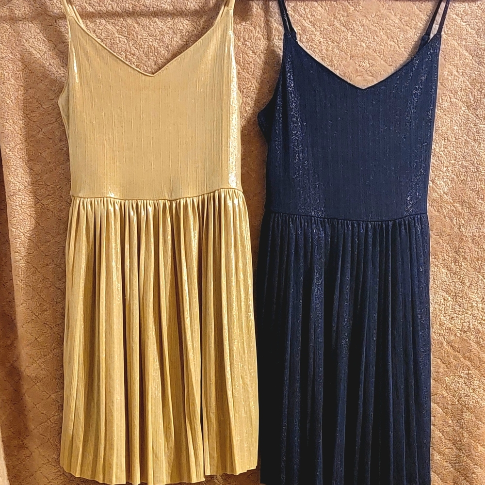 Hollister Yellow Or Blue Pleated Midi Sundress